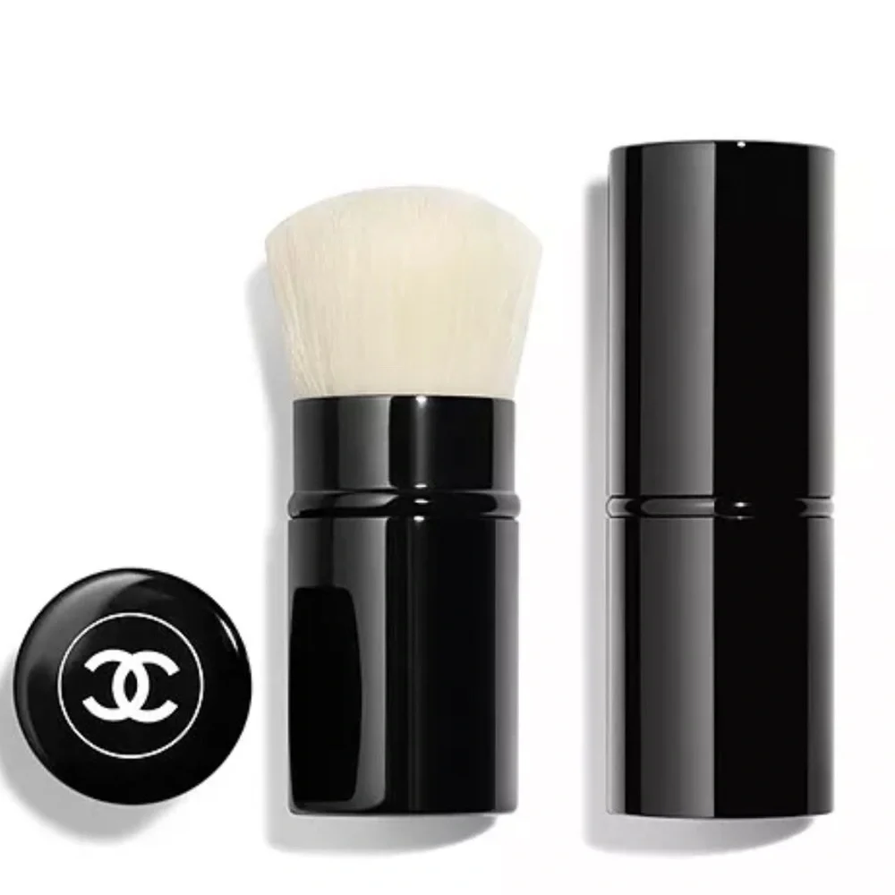 CHANEL BEAUTY Pinceau Kabuki Retractable N°108